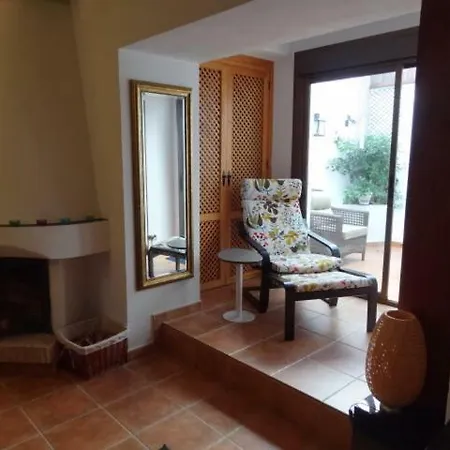 Idyllic Townhouse In Old Town Дом отдыха *